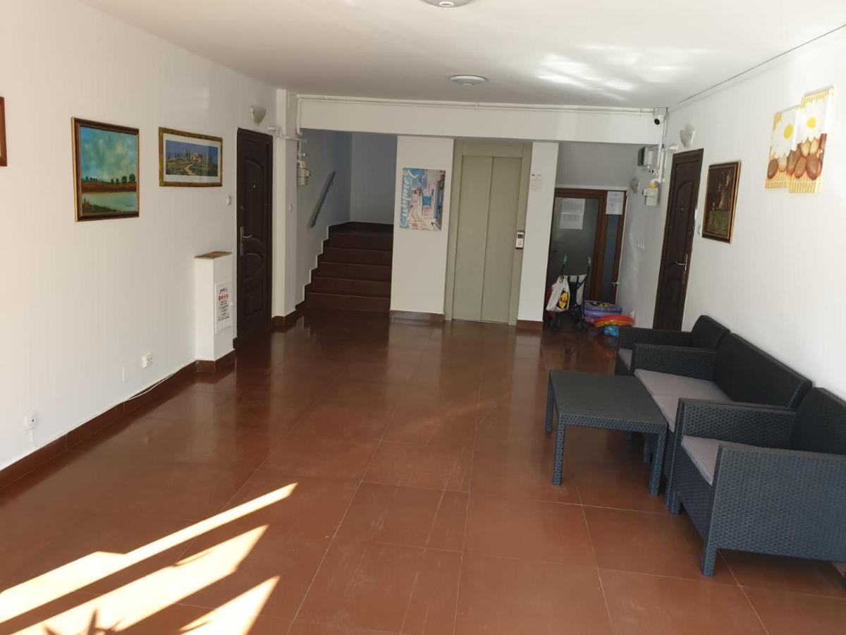 Appartement Garsoniera Vila Marie à Năvodari Extérieur photo